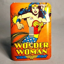 Vintage WONDER WOMAN Light Switch Plate Cover 3.5" x 5" DC COMICS 1984