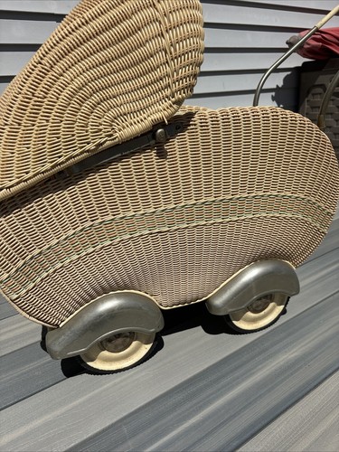 Vintage Wicker Baby Doll Pram Carriage Stroller Buggy Blush Pink Green Art Deco - Picture 3 of 11