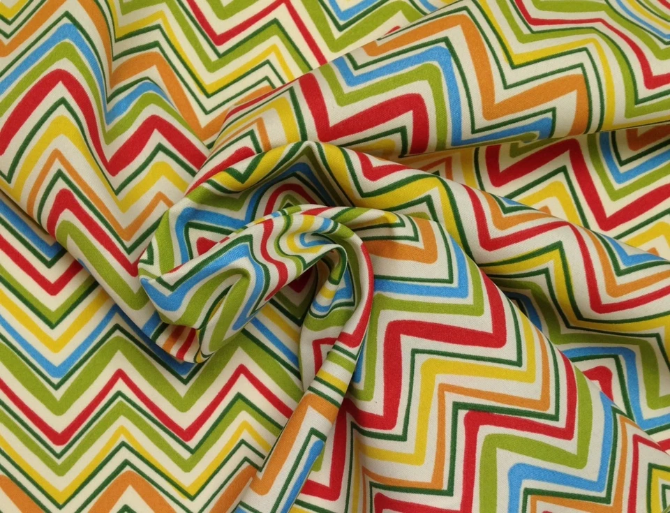 TELA EXTERIOR CHEVRON PUNTO LLAMA COSMO MILL CREEK FORSSA COSMO POR YARDA 54"W Foto 4 de 4