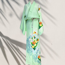 Near Mint antique kimono,japanese kimono , kimono robe,green kimono,
