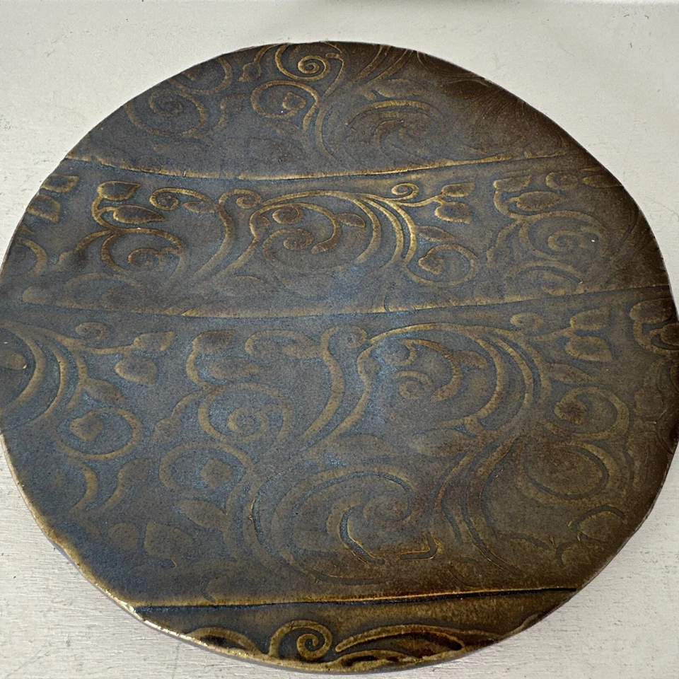 Plato de cerámica Mid Century hecho a mano colgante de pared tonos azules marrones 8,5 pulgadas grande Foto 2 de 4