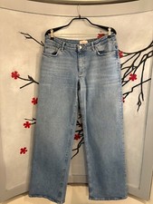 Wide Leg Denim Jeans w/Stretch Mid Rise Size 33 In. Waist 32 In. Leg Light Wash