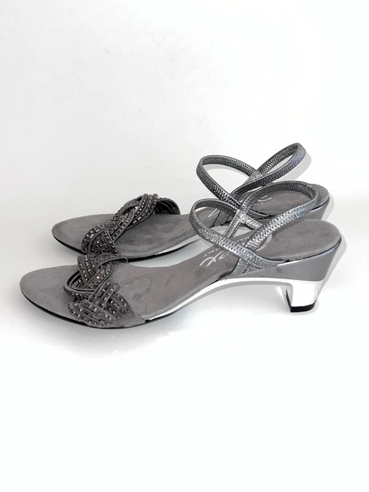 Sandália Onex Feminina Ritmo Strass Acentuada - Estanho, Tamanho 7 NOVA - Imagem 2 de 4