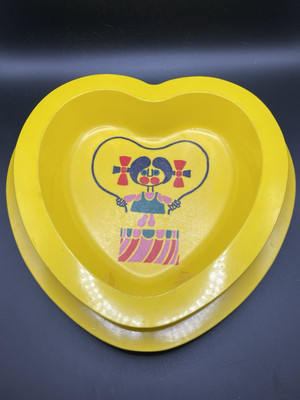 Vintage Bakelite Yellow Girl Jumprope Elephant Heart Shaped Bowls Made Sweden