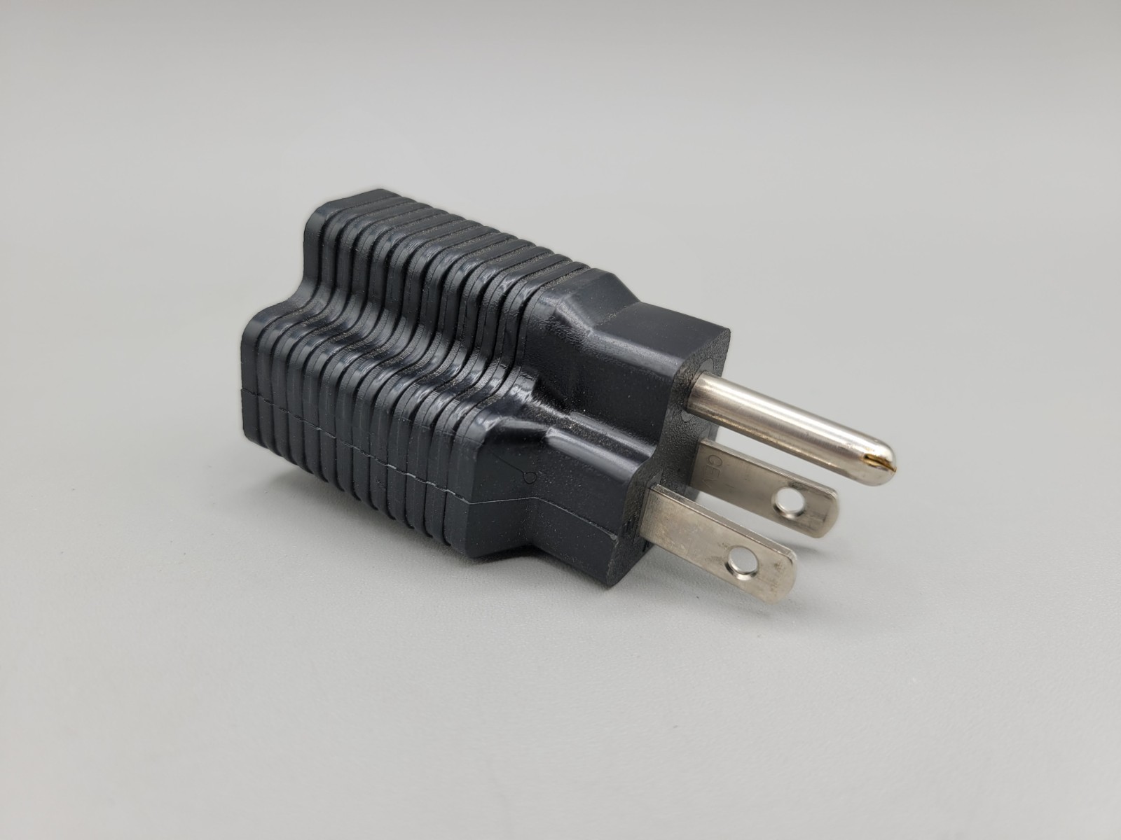 4-In-1 NEMA 5-15R to 5-15P 5-20P 6-15P 6-20P Adapter 15 Amp - 20 Amp Female Plug