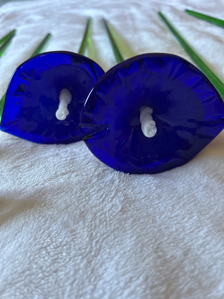 flores de vidrio de tallo largo soplado a mano Foto 3 de 4