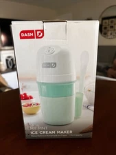 Dash My Pint Ice Cream Maker Aqua & White New!