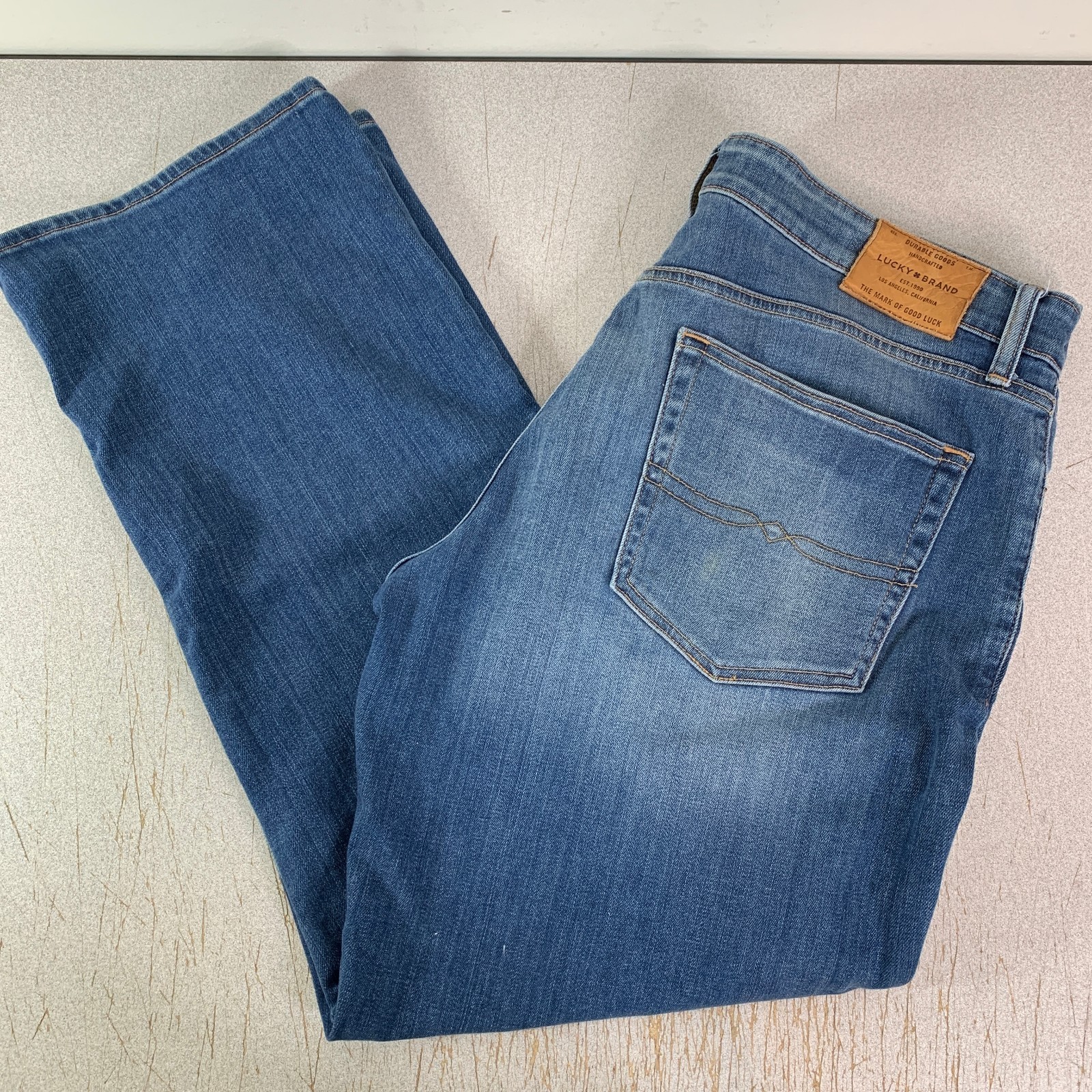 Lucky Brand 361 Vintage Straight Medium Wash Stretch Denim Jeans 38 x 32