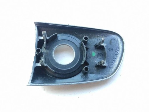Cache moulure de toit