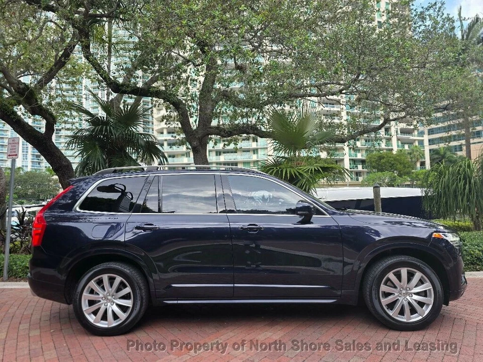 Volvo XC90 2016 AWD 4 puertas T6 Momentum Foto 4 de 4