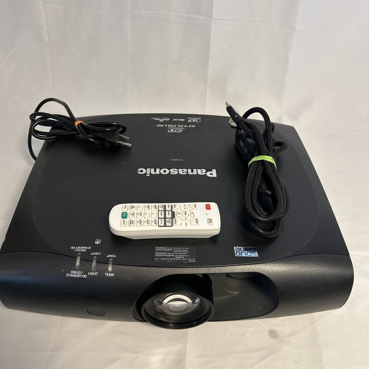 Panasonic PT-RZ475U DLP Laser Projector Full HD & 3D. Tested with