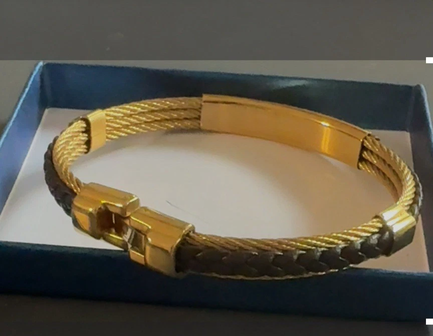 Men’s Personalized Engraved Poppi Braided Brown Leather Twisted Golden Bracelet - Image 2 of 4