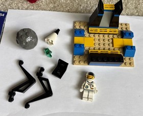 Lego 6454 Space Port COUNTDOWN CORNER Partial Set 6454