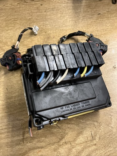 Peugeot & Citroen Fuse box BSM 9656086080 S118983001 J BSM-L01-00 - Picture 5 of 5