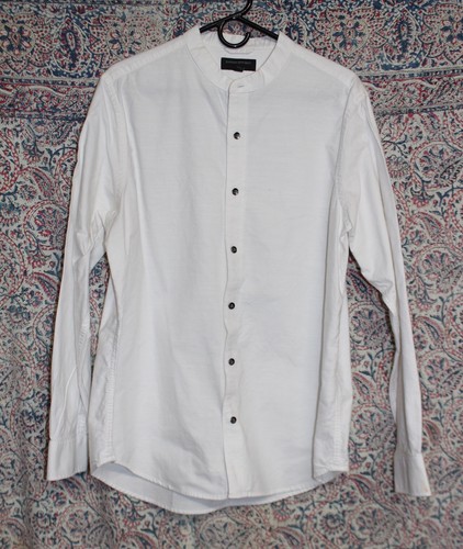 Men's Classic Banana Republic White 