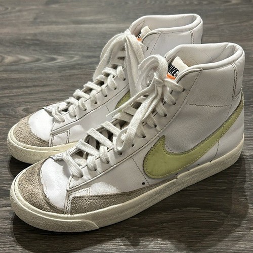 Nike Women’s Size 7.5 Blazer Mid 77 'Barely Volt' White Canvas Shoes CZ1055-108 - Picture 3 of 13