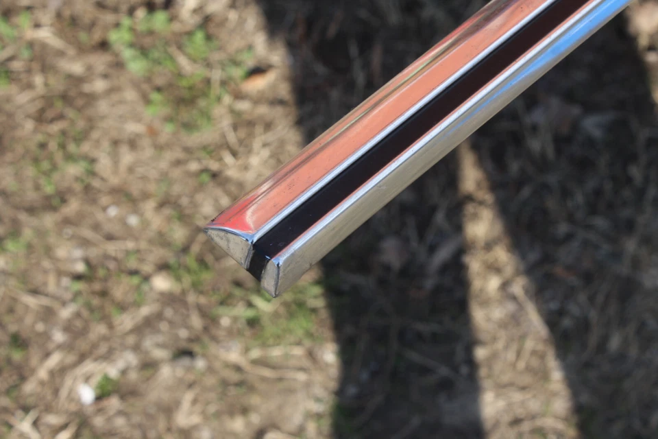 Nuevo de Lote Antiguo 1972-1976 Mercury Montego Rocker Molding Foto 2 de 4