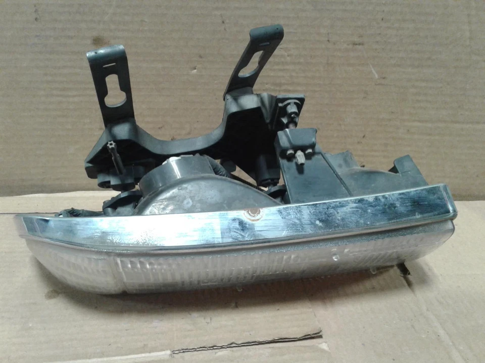 Conjunto de faros derechos usados se adapta a: Chevrolet S10/s15/Sonoma Chevrolet Right 2001 Foto 2 de 4