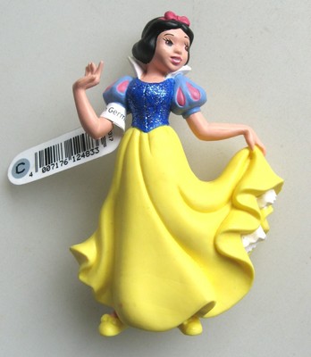 TOY OR CAKE DECORATION NEW WITH TAGS DISNEY SNOW WHITE FIGURE BY BULLYLAND