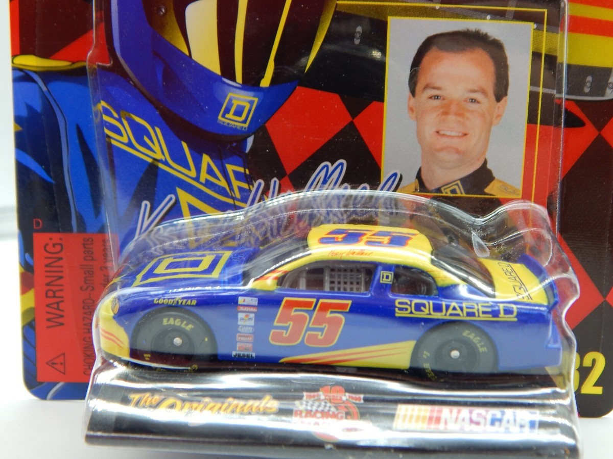 7799出品　6/10 NASCAR ミニカー4台セット 7799出品 6/10 NASCAR ミニカー4台セット 7799出品 6/10 NASCAR