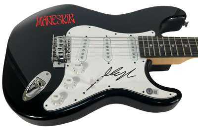 Victoria De Angelis MANESKIN Signed Autograph Electric Guitar Vic
