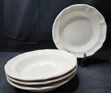 Mikasa FRENCH COUNTRYSIDE  Soup Bowls Set of 4 - 8 1/4 "