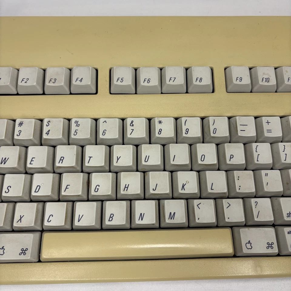 Apple Extended Keyboard II M3501 Vintage 1990 ADB Cable AS-IS - Image 4 of 4