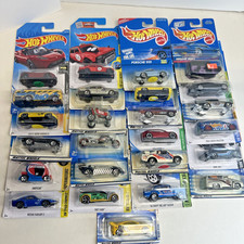 Hot Wheels Lot Of 25 Different 1:64 Diecast Cars