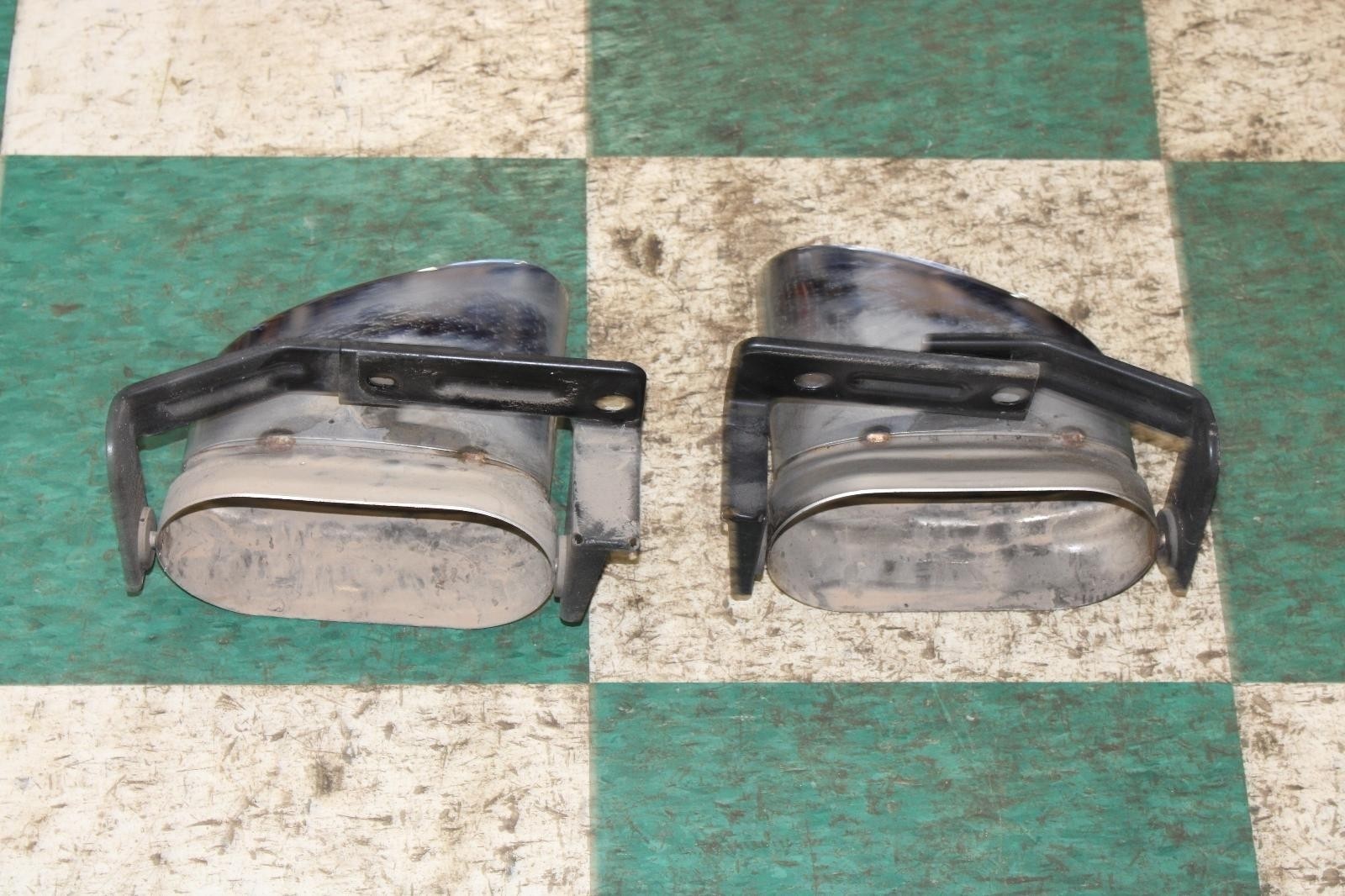 Bentley Continental GT 2004-2013 Rear Left, right Exhaust tailpipes Pair Chrome