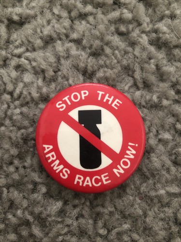 Vintage Stop The Arms Race Now! Anti-War Anti-Nuclear Pinback Button Fox