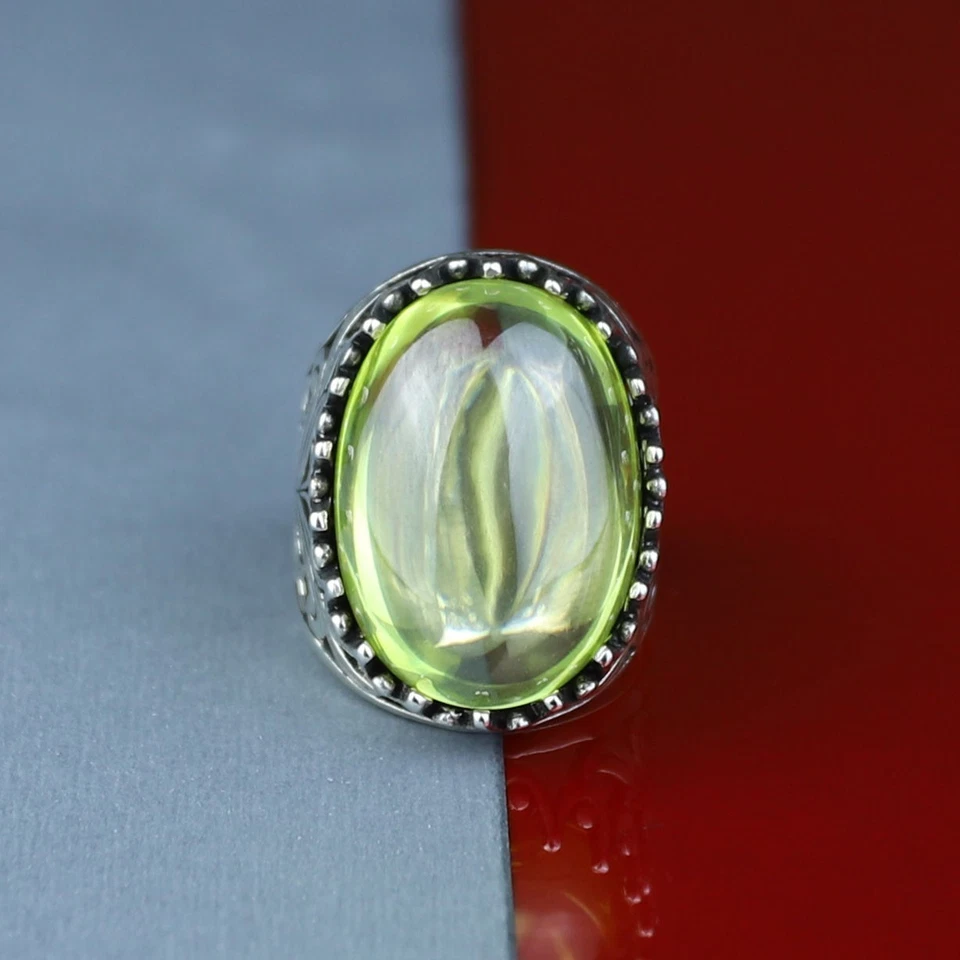 Anillo grande de piedras preciosas de peridoto verde hecho a mano para hombre, anillo de plata turco hecho a mano Foto 2 de 4