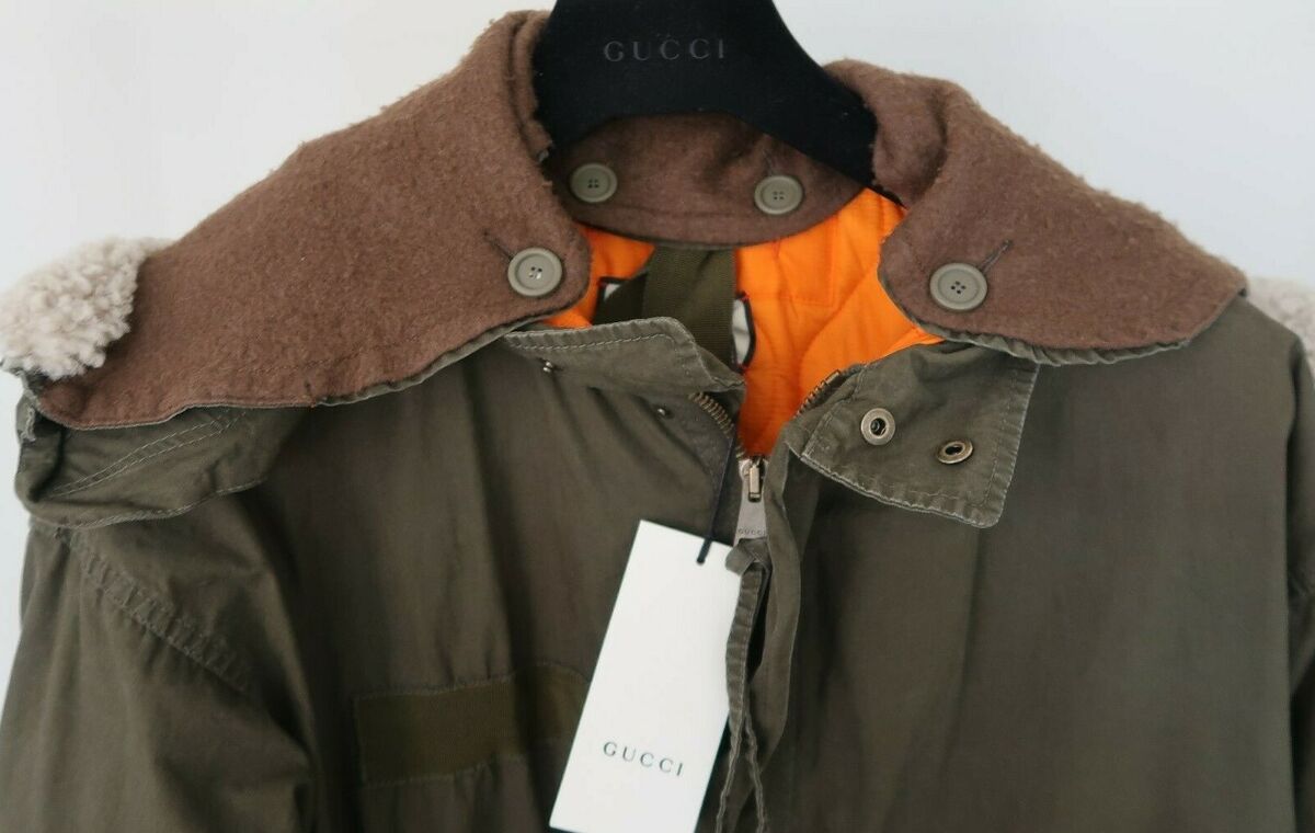 GUCCI sz IT 48 US M Mens Oversized Retro Hooded Gucci Logo GUCCI sz IT 48 US M Mens Oversized Retro Hooded Gucci Logo