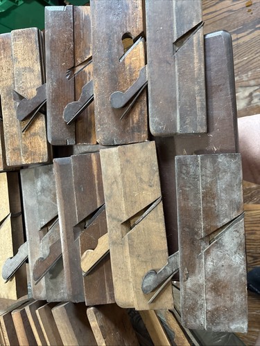 Konvolut 17 verschiedene alte Handhobel aus Holz - Bild 15 von 24