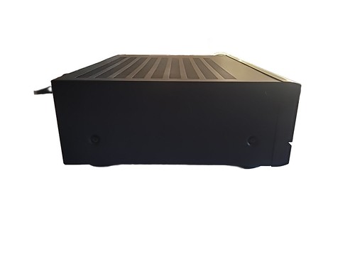 Insignia NS-R2000 Receiver HiFi Stereo 2 Channel Phono AM/FM 200 Watt Tuner - Picture 11 of 16