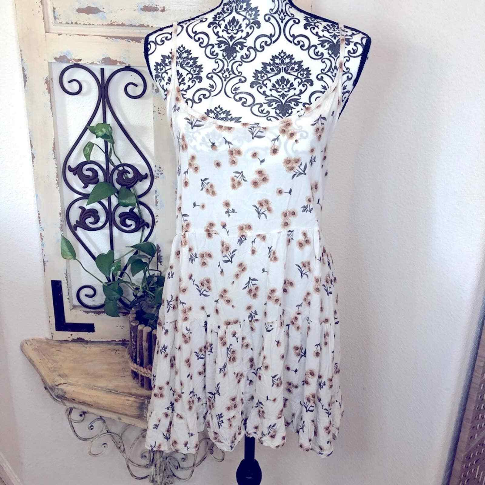 Brandy Melville floral print jada mini dress Gem