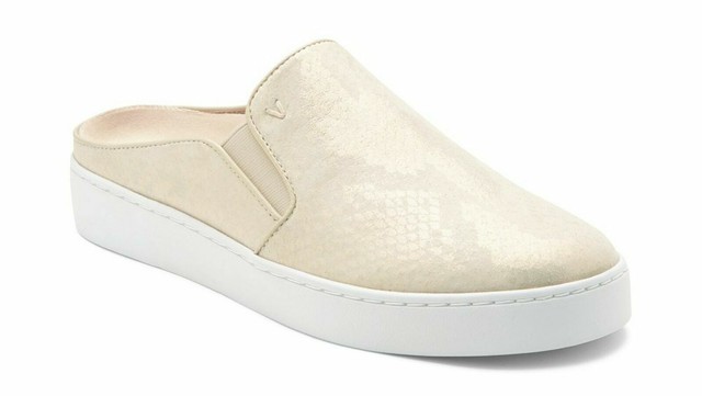 vionic snake print shoes