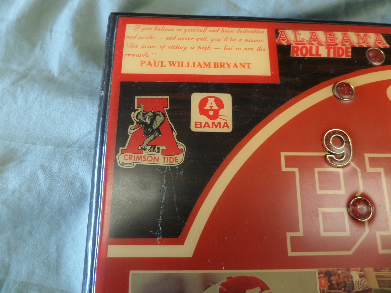 Vintage Alabama Crimson Tide Paul Bear Bryant Wood Clock 19" x 12" NO