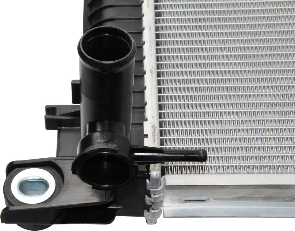 DENSO 221-9315 Radiator For 12-19 Nissan NV1500 NV2500 NV3500 - Image 3 of 3