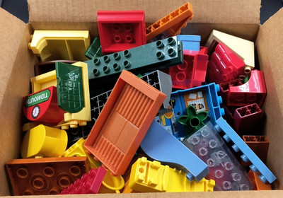Lego Duplo Blocks - 4 lbs (133 pieces) of Random Blocks