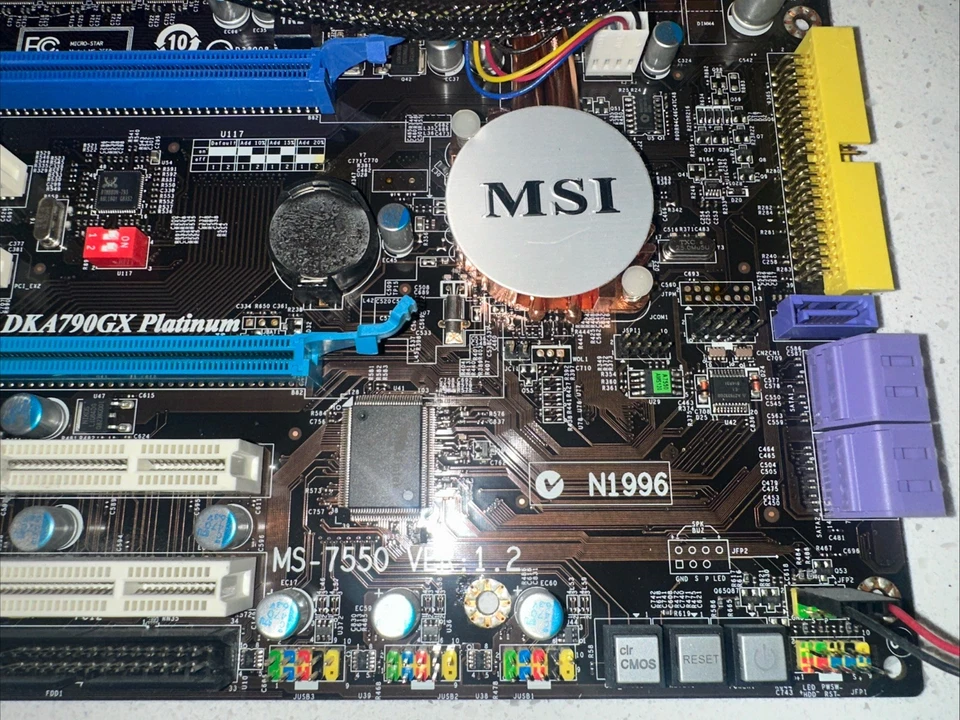 MSI MS-7550 DKA790GX Platinum Motherboard AMD PHENOM 9950 8GB - WORKING BUNDLE - Image 3 of 4