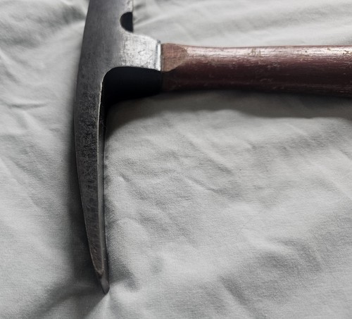 Vintage PLUMB 24oz Head Permabond Masonry Bricklayer Rock Hammer Made In USA - Picture 6 of 15