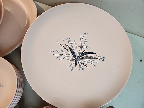 Vtg Crooksville China MCM Pretty Pink Retro Atomic Dinner Set 50pc - Picture 9 of 10