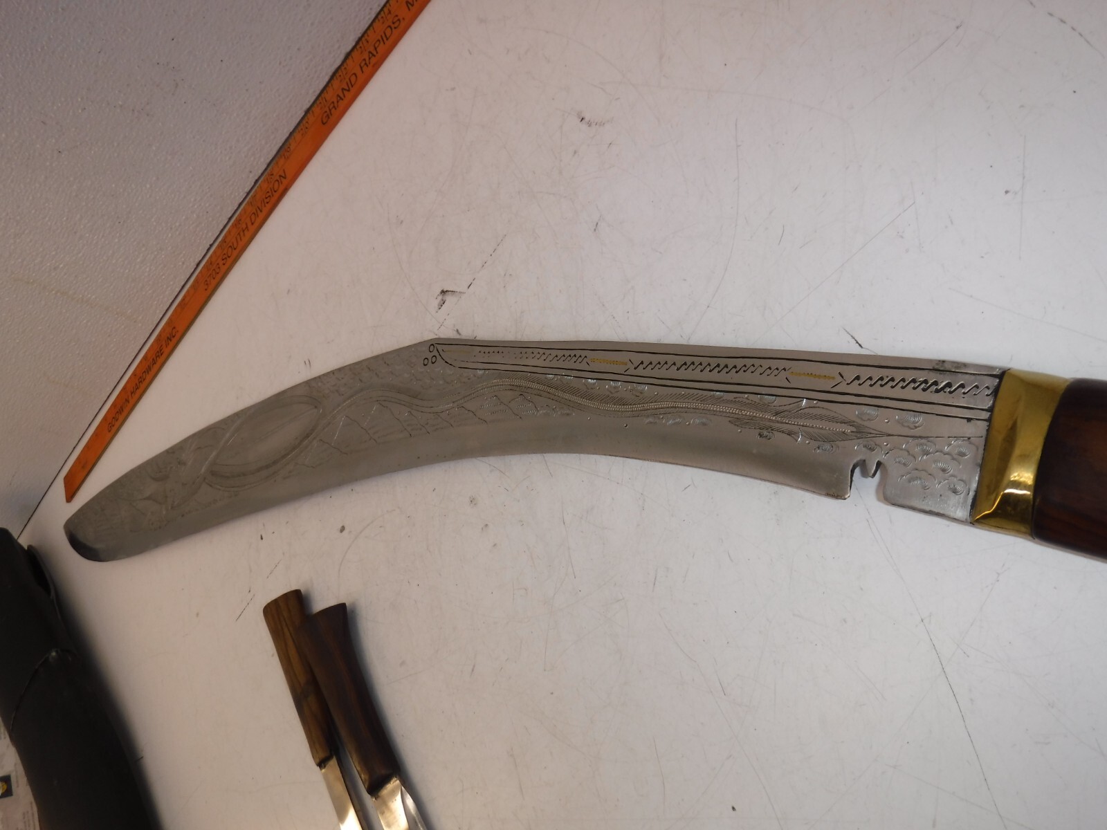 Picture 14 of 24