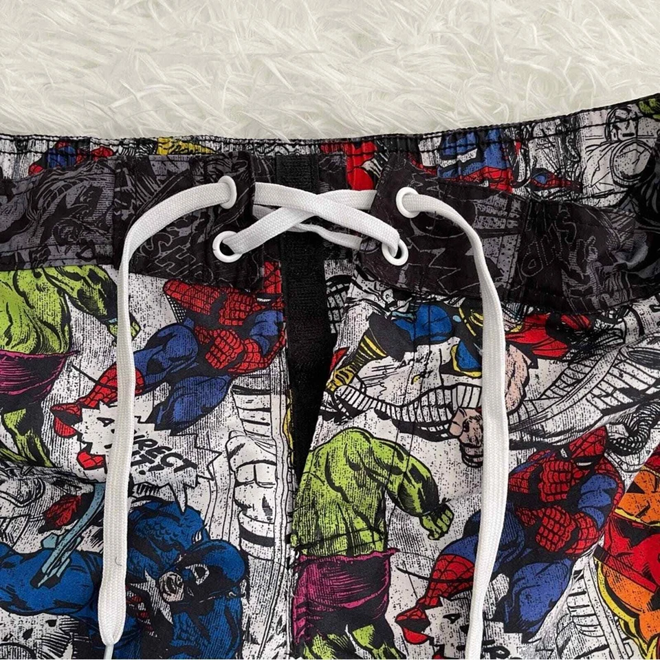 Marvel Swim Trunks Shorts Men’s Medium Pocket Super Heroes - Image 4 of 4