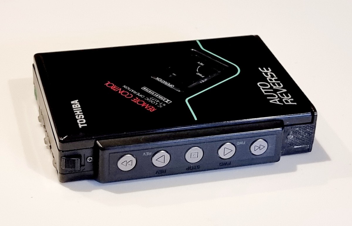 Ultra rare Black Toshiba Walky Walkman KT-GS3 cassette