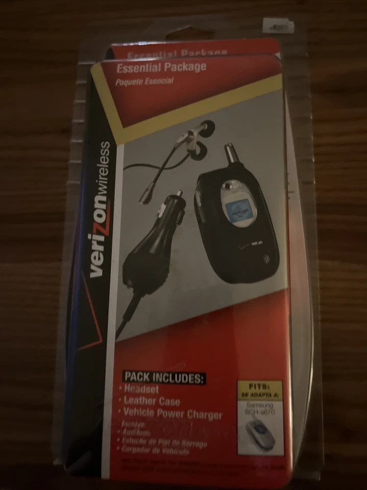 Verizon Wireless Essential Package Headset Leather Case Power Charger New - Image 3 of 3