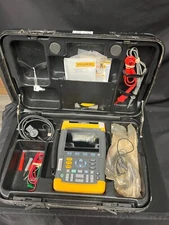 Fluke 196B ScopeMeter 1GS/s Dual-Input 100MHz HandHeld Oscilloscope