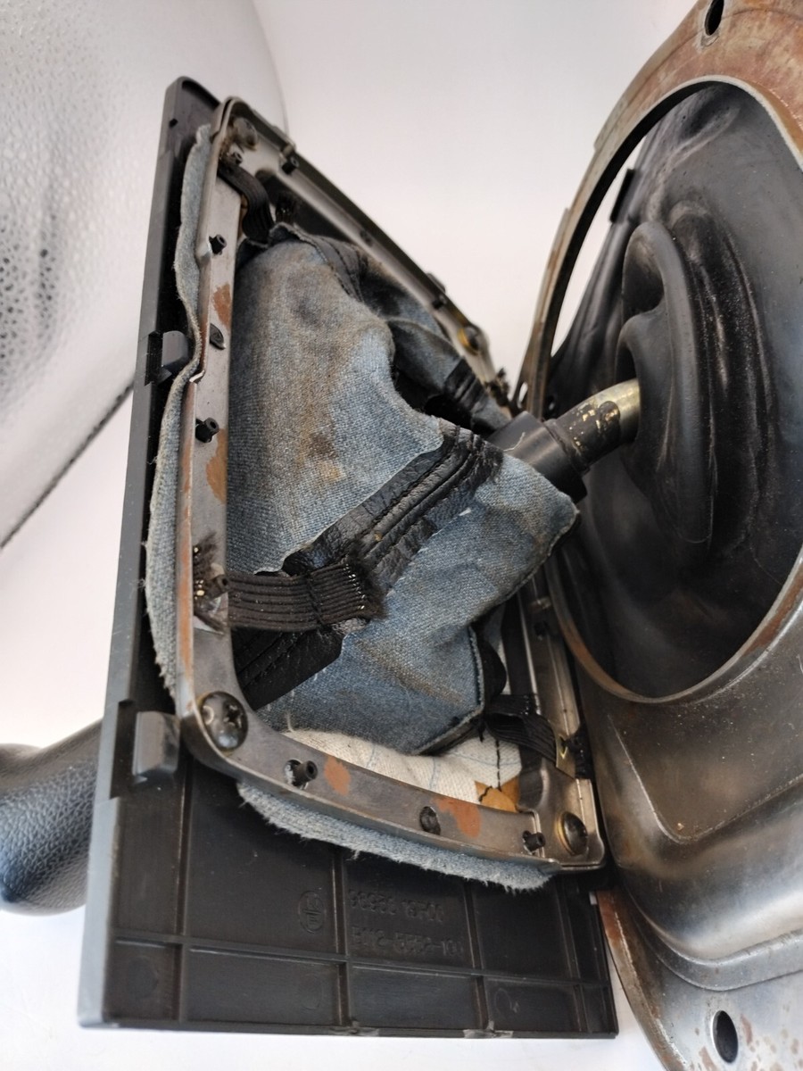 たーちん② 1984-1989 Nissan 300ZX Z31 Manual Transmission Shifter Knob