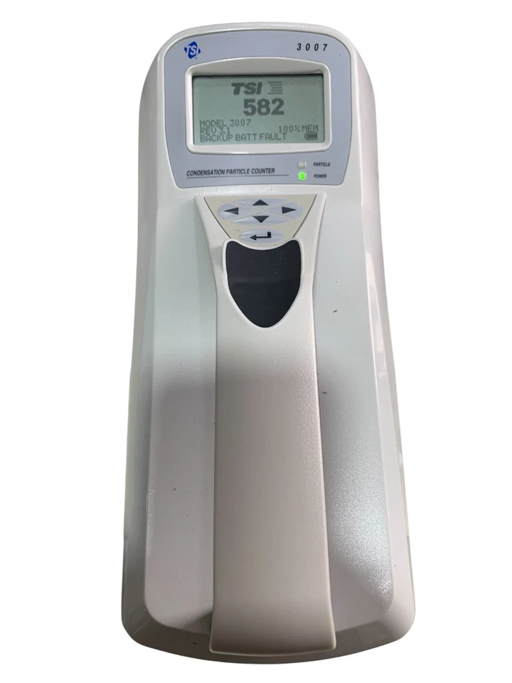CONTADOR DE PARTÍCULAS DE CONDENSACIÓN PORTÁTIL MODELO 3007 CON ESTUCHE RÍGIDO - USADO #2 Foto 2 de 4