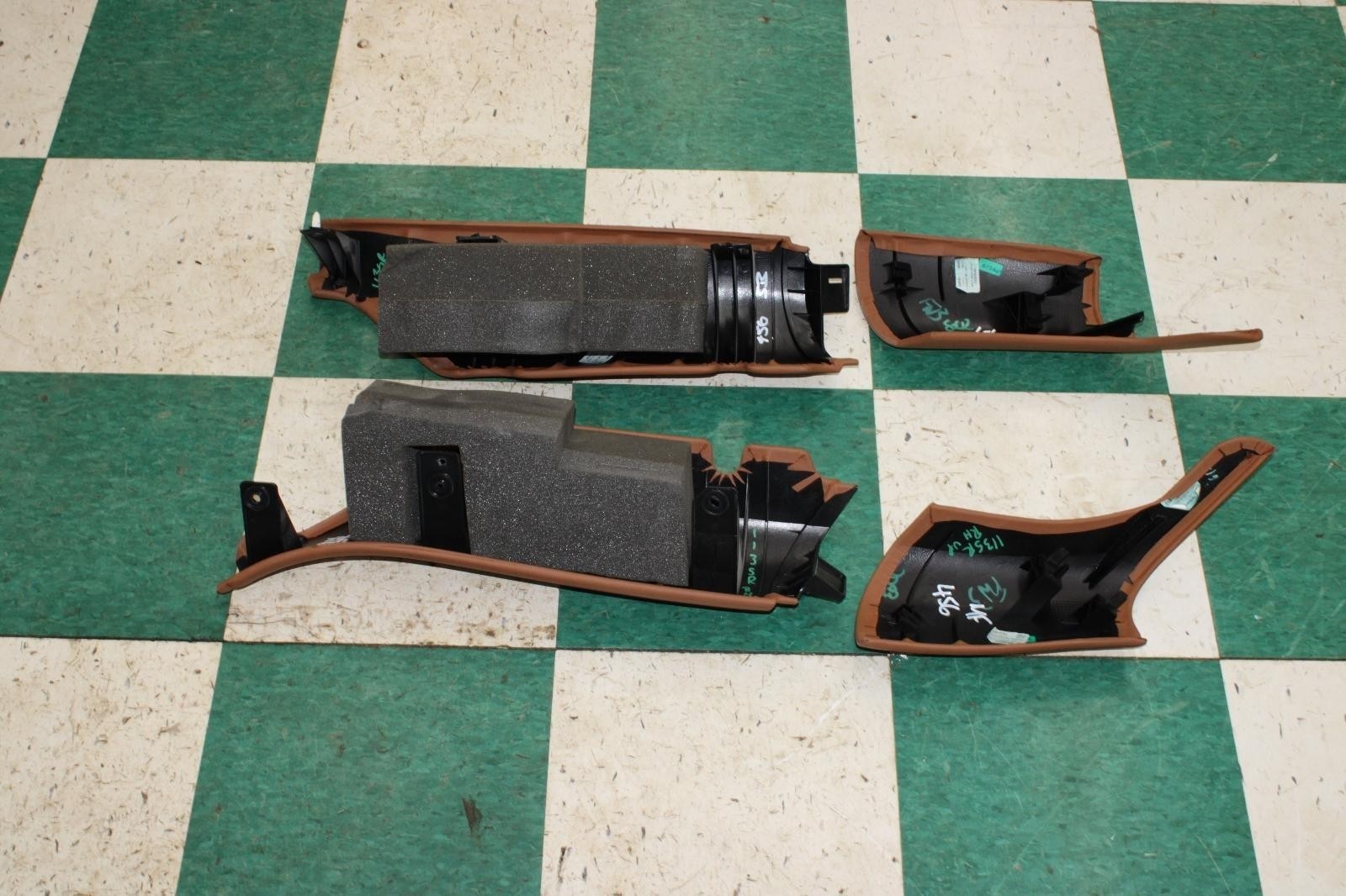 Bentley Flying Spur 2013-2018 Rear Left, right Seats 4 pcs Brown